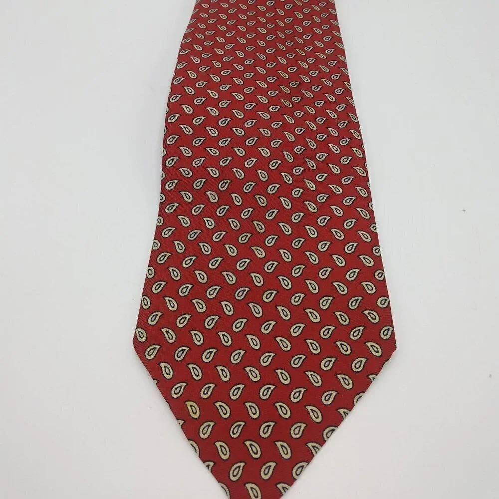Carriage Trade LTD Tie